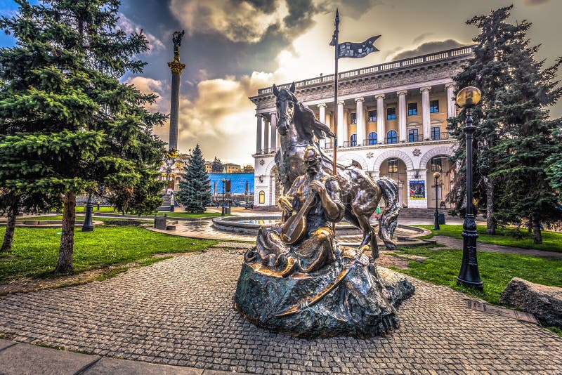 Kiev September 28, 2018 Statue in the Independence Square of Kiev, Ukraine Editorial Stock