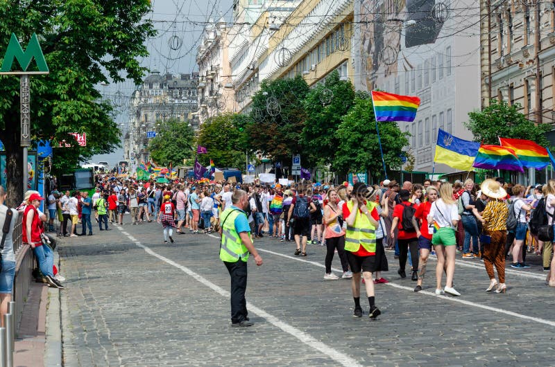 Kiev, Ukraine - 23 juin 2019 Mars d'égalité Marche KyivPride de LGBT D?fil? homosexuel photographie stock Kiev, Ukraine - 23 juin 2019 Mars d'égalité Marche KyivPride de LGBT D?fil? homosexuel photographie stock