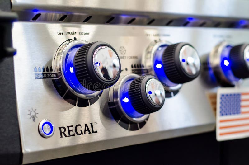 Kiev, Ukraine - 20 mars 2019 : Grillez le Roi Regal Grill image stock Kiev, Ukraine - 20 mars 2019 : Grillez le Roi Regal Grill image stock