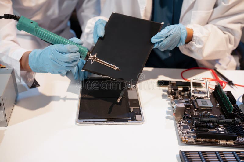 Keep your DUAL 1215 turntable in top shape with ... - Facebook