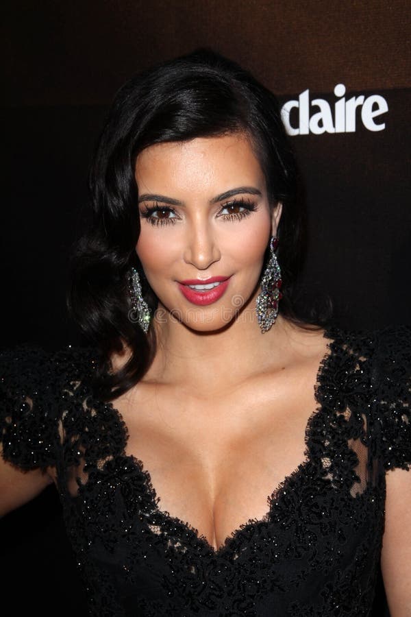 Kim Kardashian editorial image. Image of party, golden - 23090985