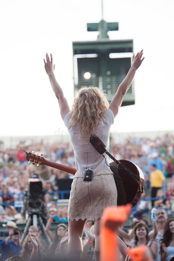 WHEATLAND, CA - JULY 26: Kimberly Perry of The Band Perry performs in part of Brad Paisley's Virtual Reality Tour 2012 at Sleep Train Amphitheatre on July 26, 2012 in Wheatland, California. (photo by Randy Miramontez)