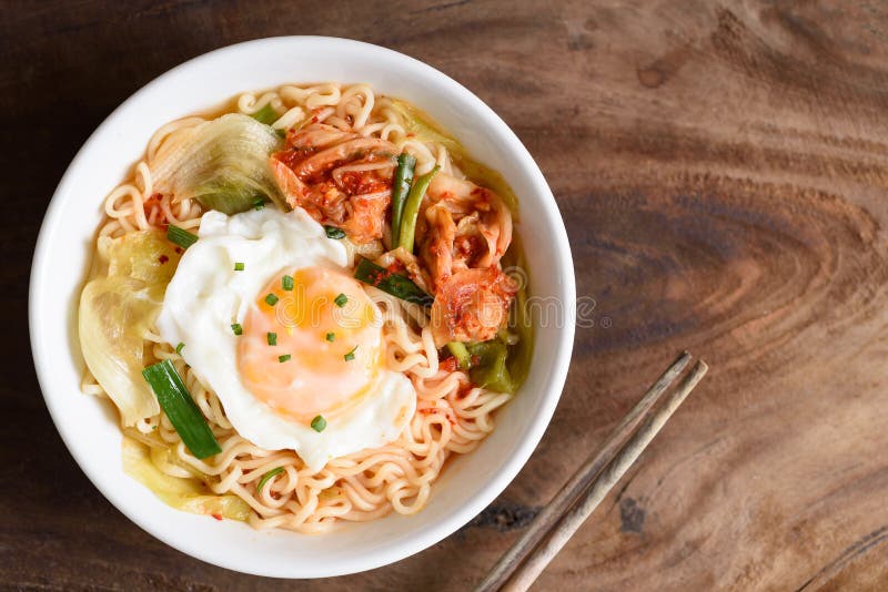 What are the Benefits of Eating Kimchi Udon Soup?