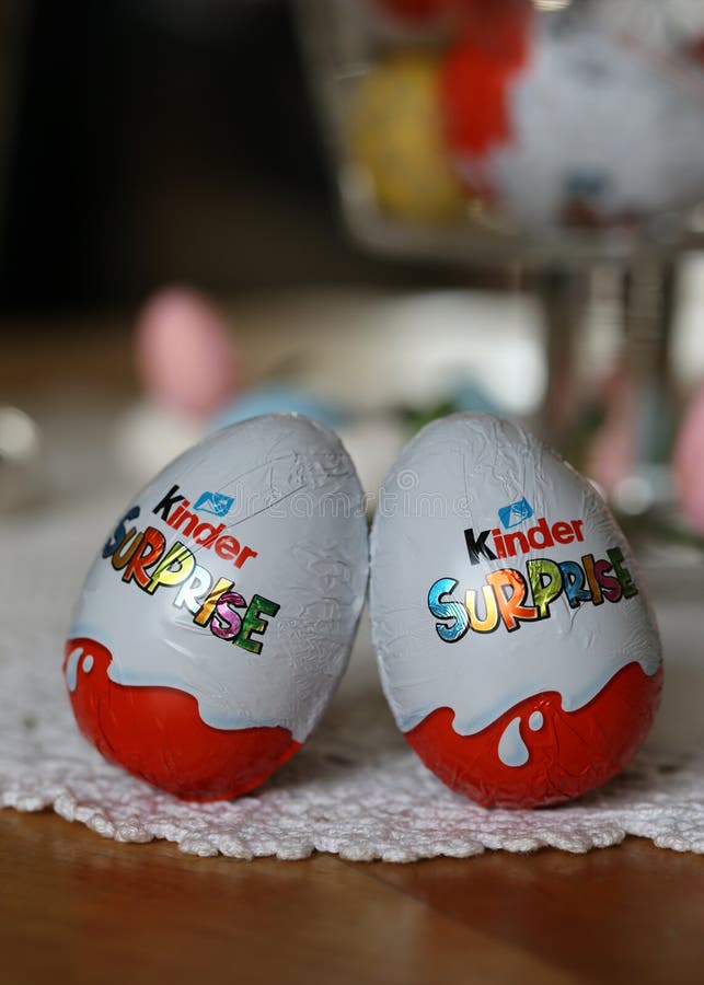 Kinder Surprise Chocolate Easter Eggs on the Table zdjęcia stock