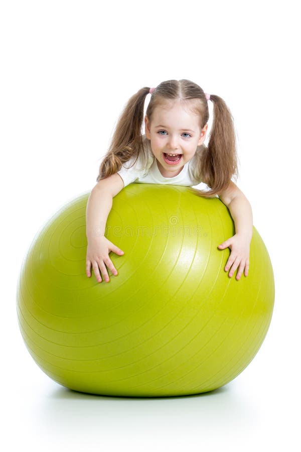 Kindermädchen mit gymnastischem Ball