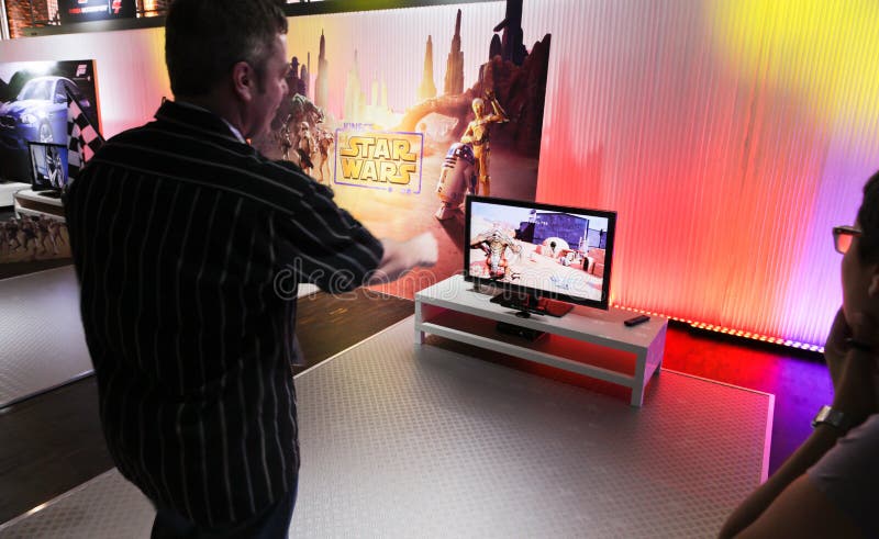 Kinect Star Wars At Gamescom 2011 Editorial Photography - Image Of ...