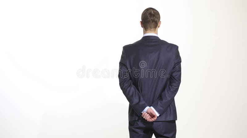 Kinetisch gedrag de mens in pak isoleerde witte achtergrond opleidende managers verkoopagenten gebaar van vertrouwen
