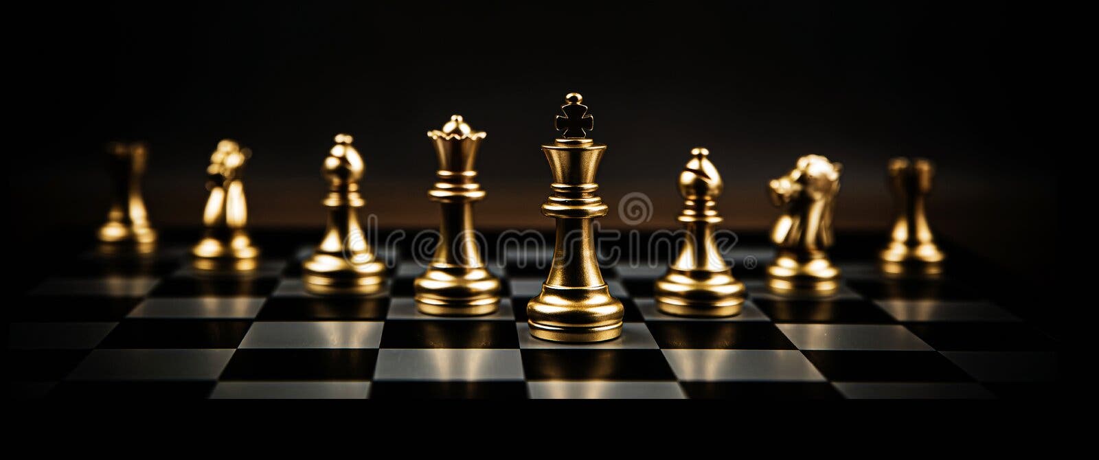 67,900+ King Chess Piece Stock Photos, Pictures & Royalty-Free Images -  iStock