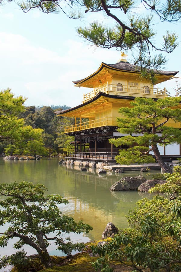 Kinkaku-ji, Kyoto, Jap?o foto de stock royalty free Kinkaku-ji, Kyoto, Jap?o foto de stock royalty free
