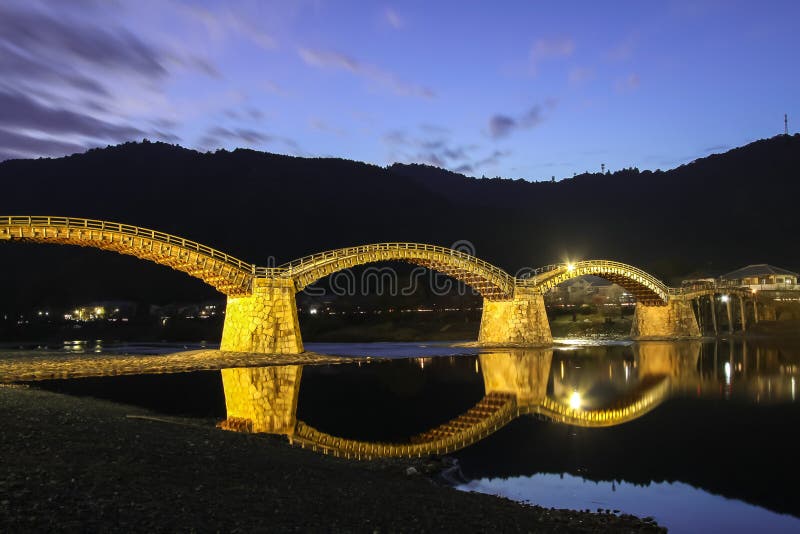 [Image: kintai-bridge-night-time-iwakuni-japan-63064953.jpg]