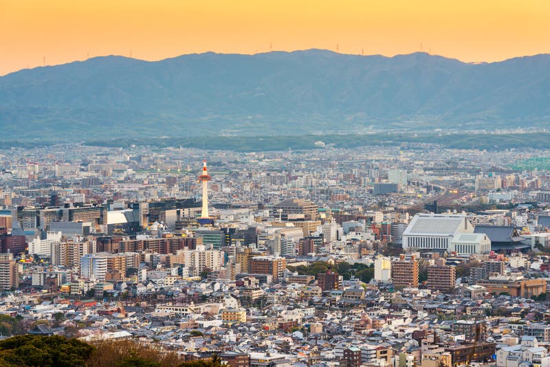 Kioto, Línea aérea de la ciudad de Japón desde Saboya imágenes de archivo libres de regalías Kioto, Línea aérea de la ciudad de Japón desde Saboya imágenes de archivo libres de regalías