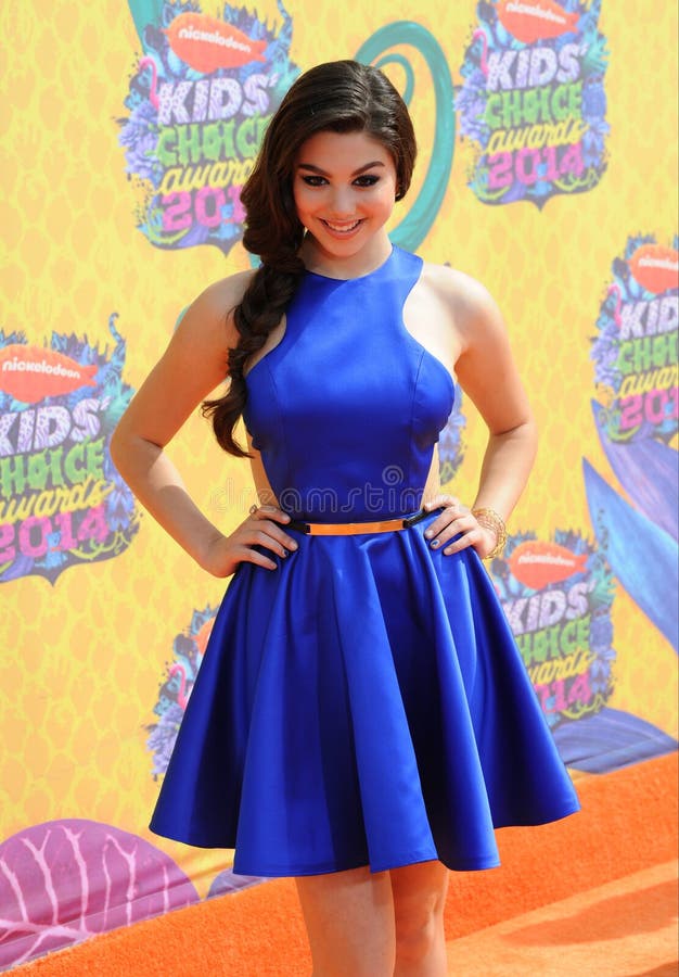 Kira Kosarin editorial stock image. Image of fame, style - 171398979