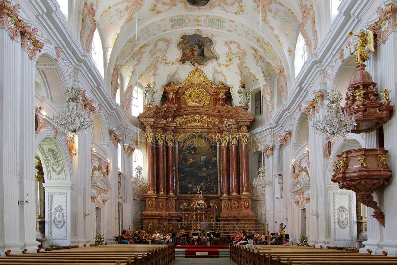 Kirche Der Jesuite in Der Alten Stadt Von Solothurn Stockfoto Bild