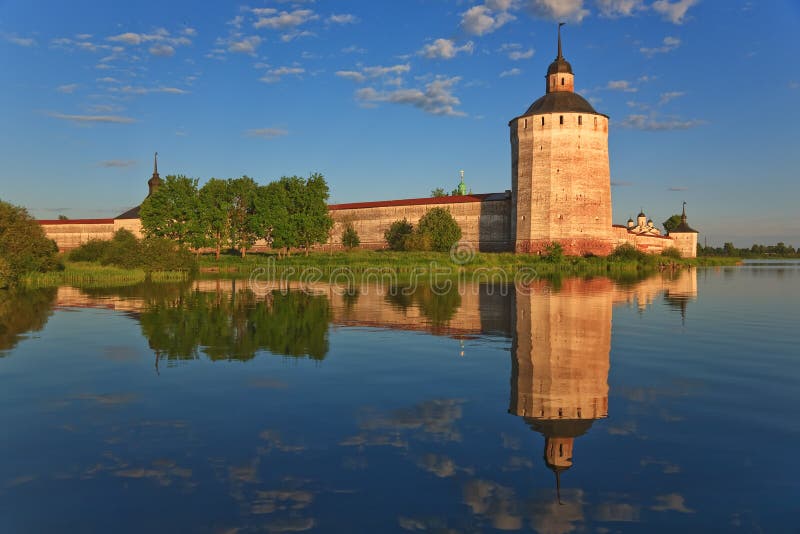Kirillo-Belozersky monastery, towers
