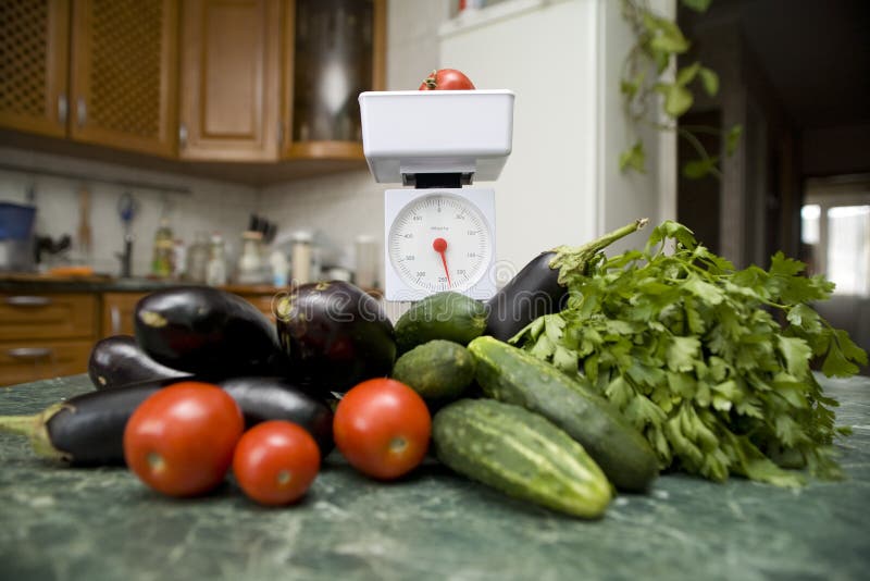 Kitchen scale and vegetables