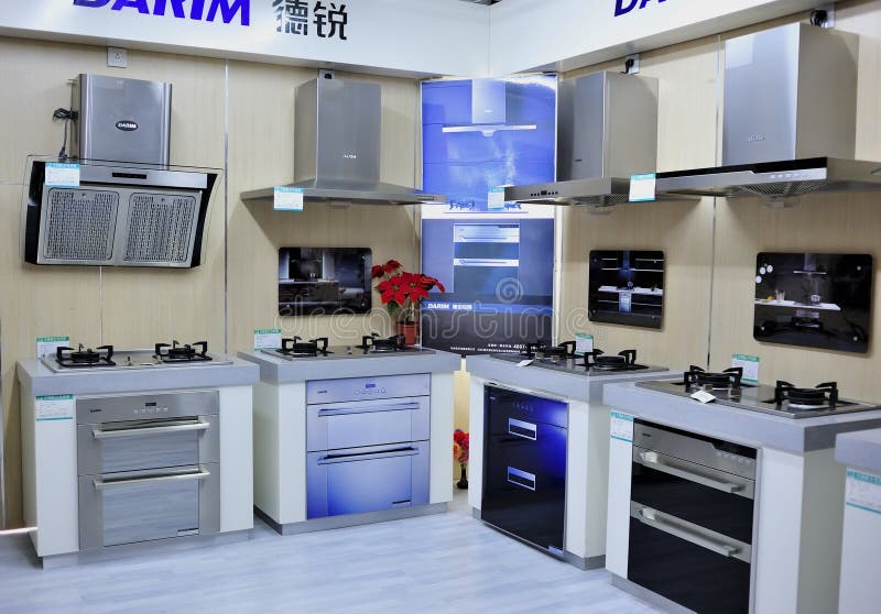 Kitchen ware store editorial photo. Image of cooking 21702006