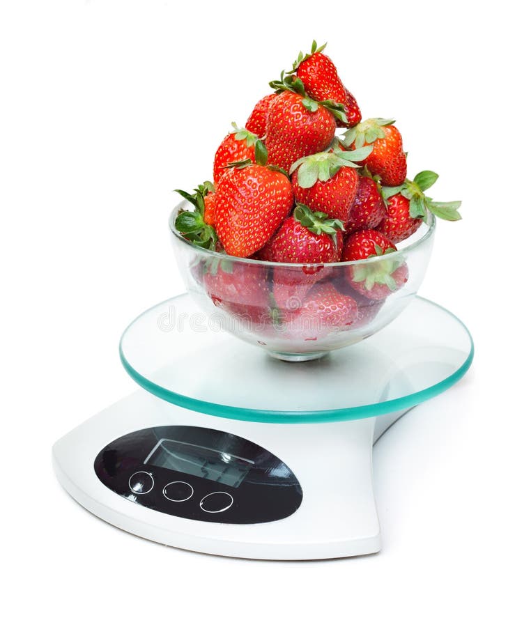 https://thumbs.dreamstime.com/b/kitchen-weight-scale-strawberry-isolated-white-background-40341140.jpg