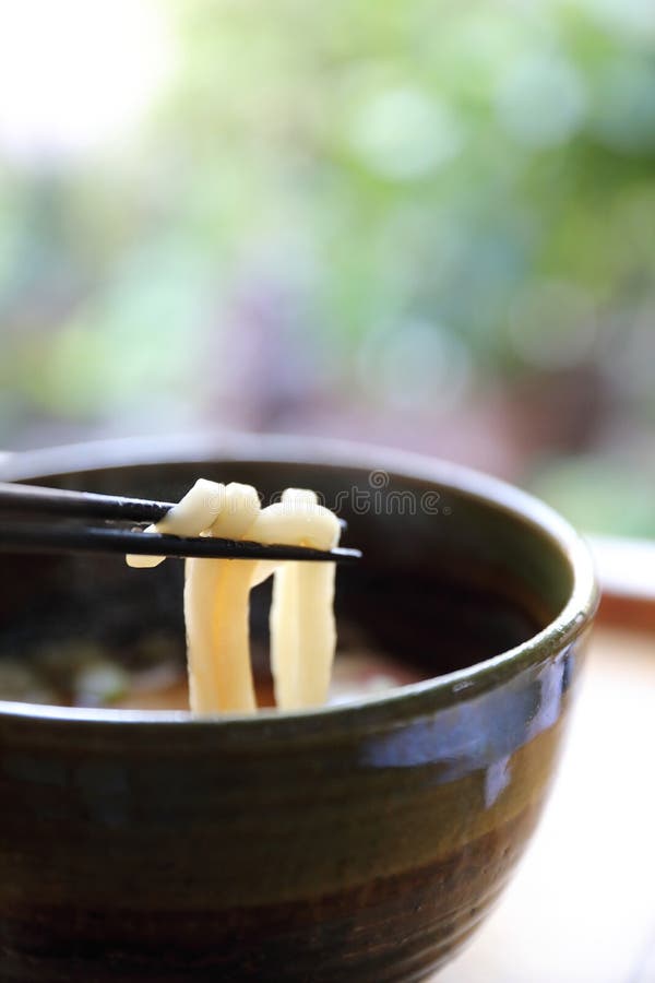 Foto de Comida Japonesa Ingrediente Naruto Peixe Bola e mais fotos