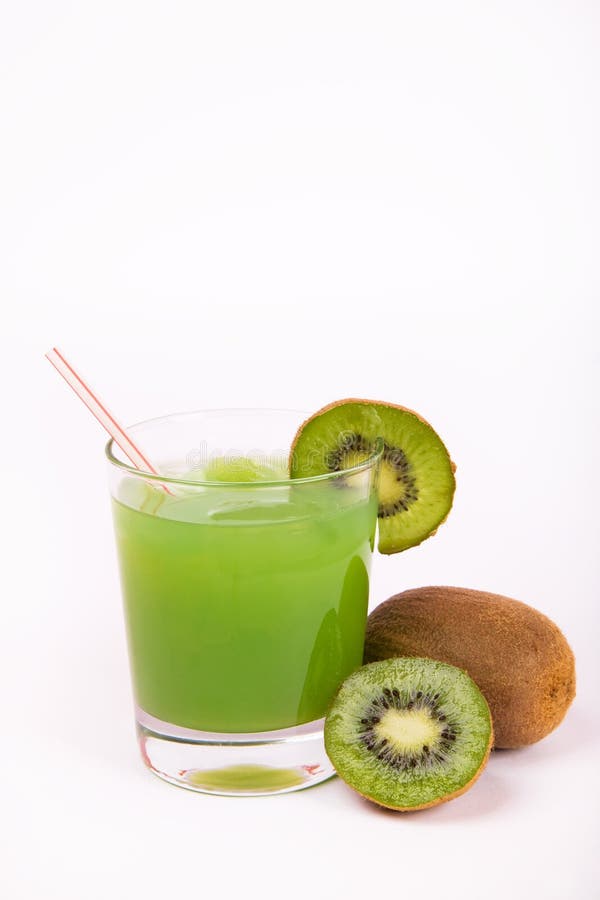 Kiwi alcohol drink with Ice