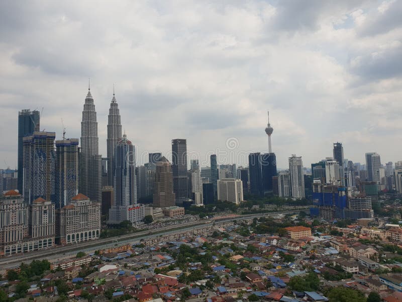 KL Skyline editorial image. Image of skyline, city, skyscrapers - 128735260