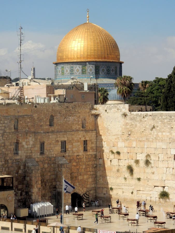 Klagemauer, jüdische Leute des religiösen Standorts, Felsendom, islamischer Schrein, alte Stadt von Jerusalem, Israel lizenzfreies stockfoto Klagemauer, jüdische Leute des religiösen Standorts, Felsendom, islamischer Schrein, alte Stadt von Jerusalem, Israel lizenzfreies stockfoto