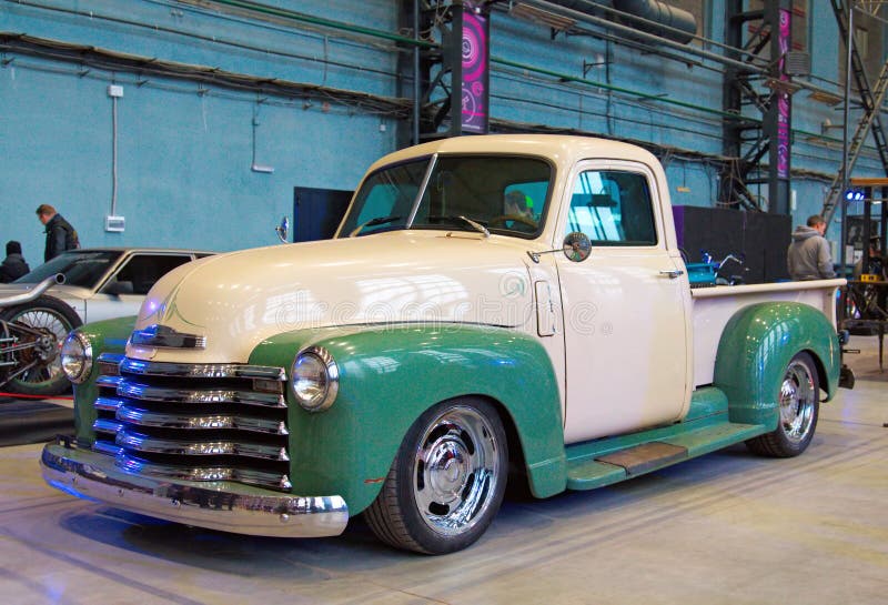 Klassieke Amerikaanse pick-up royalty-vrije stock fotografie