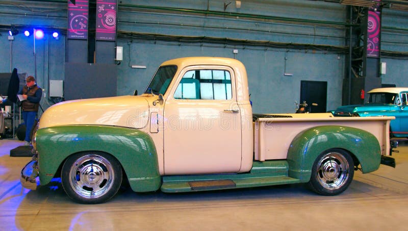 Klassieke Amerikaanse pick-up stock foto's