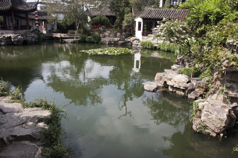Klassische Gärten von Suzhou, China lizenzfreies stockbild Klassische Gärten von Suzhou, China lizenzfreies stockbild