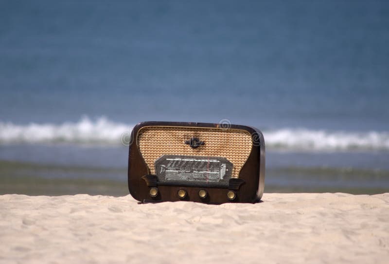 Klassischer Funk auf einem Strand lizenzfreies stockfoto Klassischer Funk auf einem Strand lizenzfreies stockfoto