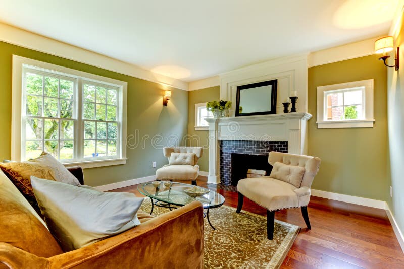 Gelbes Wohnzimmer Ith Rotes Sofa Und Küche. Stockbild - Bild von