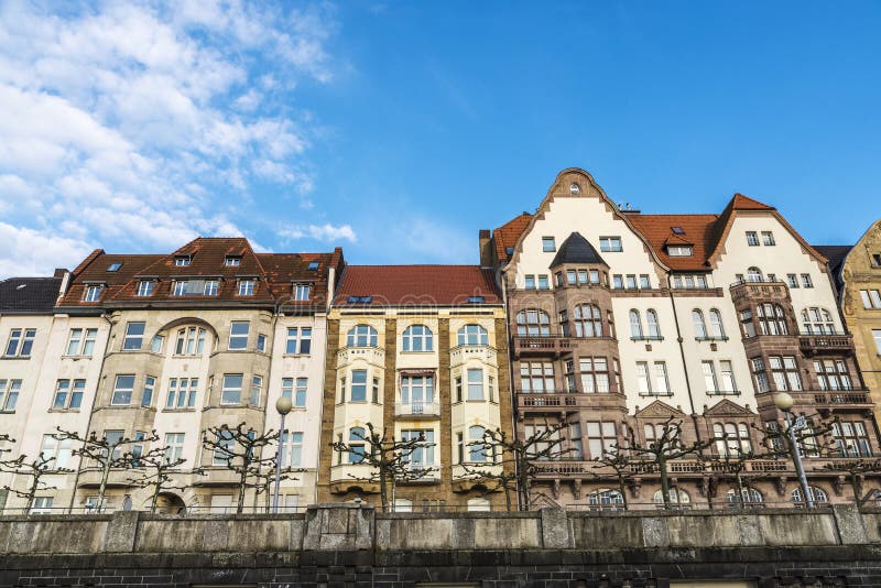 Klasyków domy w Dusseldorf, Niemcy zdjęcia royalty free