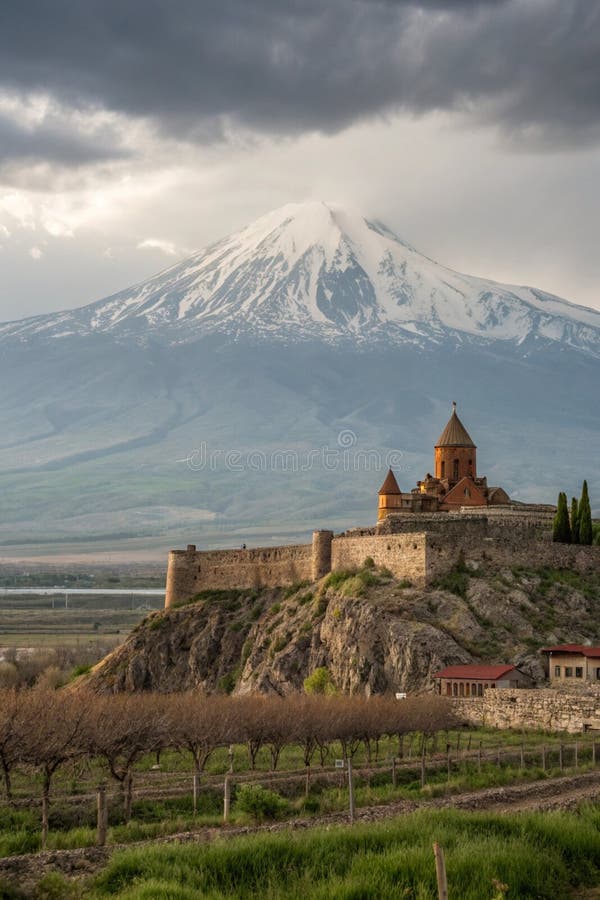 Klasztor Chor Virap. Ararat Armenia royalty ilustracja