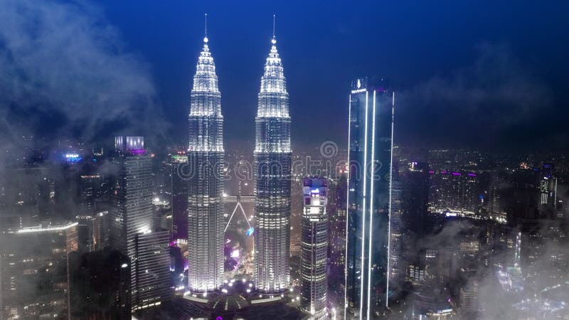 Klcc petronas twin towers malaysia