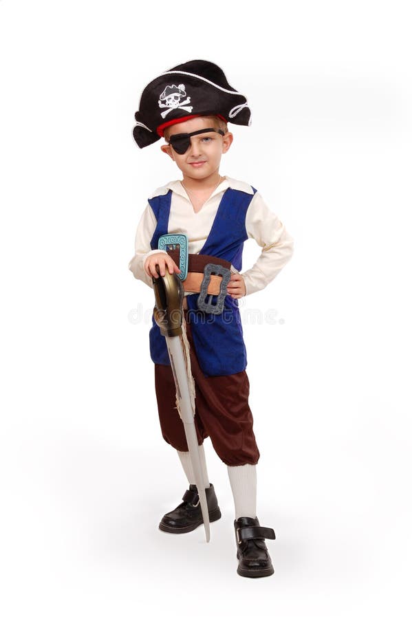 Kleine jongen in het piraatkostuum royalty-vrije stock afbeelding Kleine jongen in het piraatkostuum royalty-vrije stock afbeelding