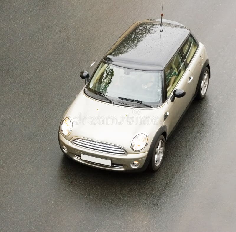 Kleines Kompaktes Auto Der Autoserie Stockfoto Bild von pfad, remake