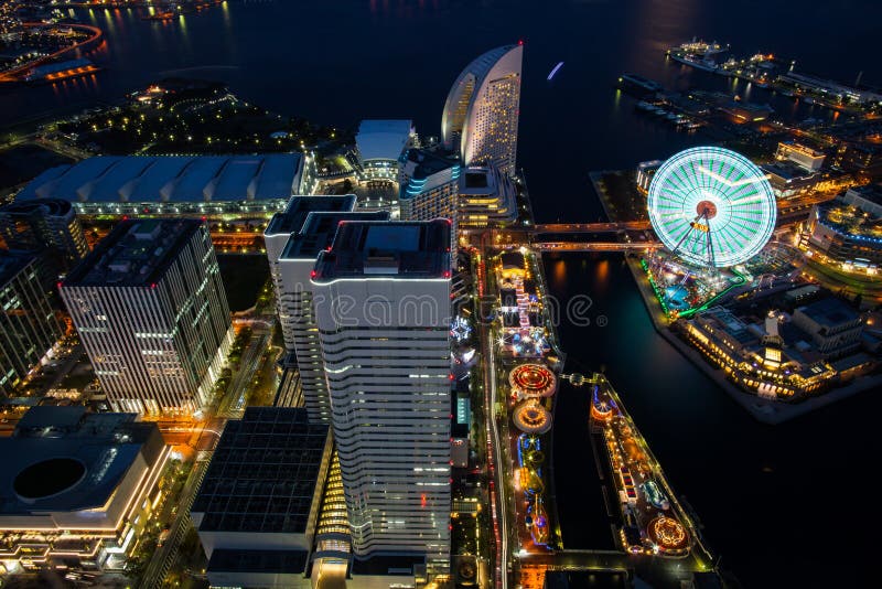 Kleurrijk van cityscape nacht hoogste mening van Yokohama stock fotografie Kleurrijk van cityscape nacht hoogste mening van Yokohama stock fotografie