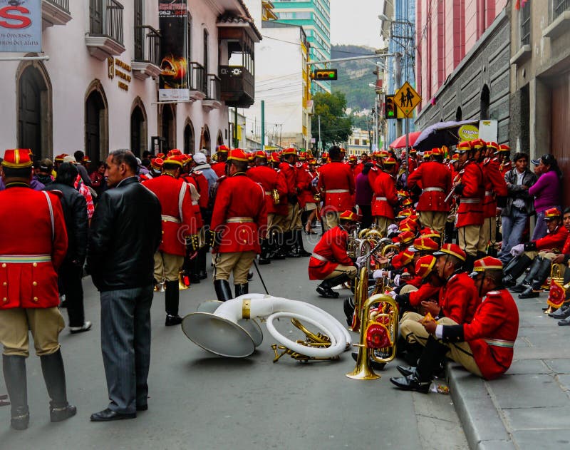 Kleurrijke Boliviaanse bazaar in La Paz, Bolivië royalty-vrije stock foto Kleurrijke Boliviaanse bazaar in La Paz, Bolivië royalty-vrije stock foto
