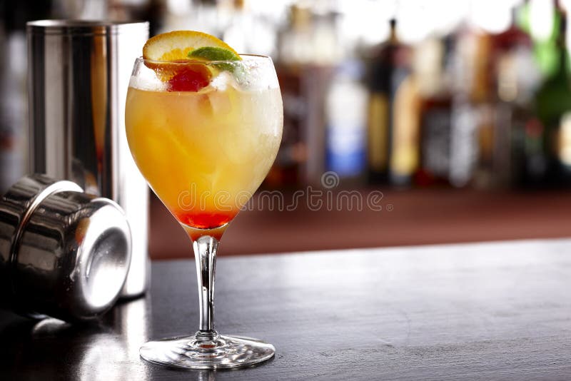 Kleurrijke gemixte drank royalty-vrije stock fotografie