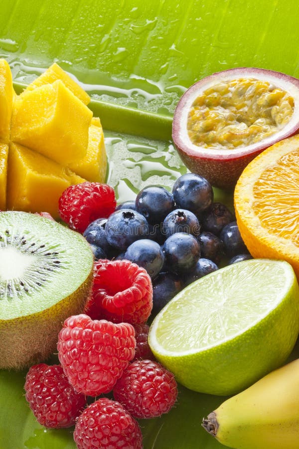 klipp ny frukt royaltyfri bild klipp ny frukt royaltyfri bild