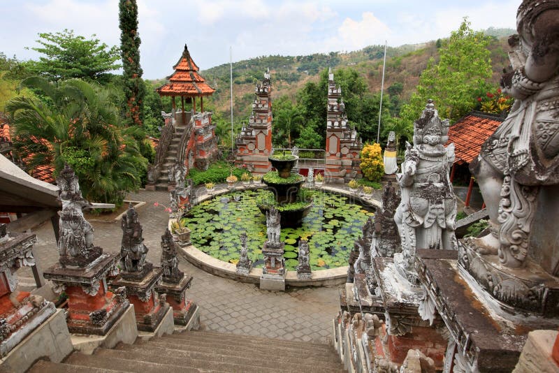 Kloster Brahmavihara Arama, Bali-Insel (Indonesien)