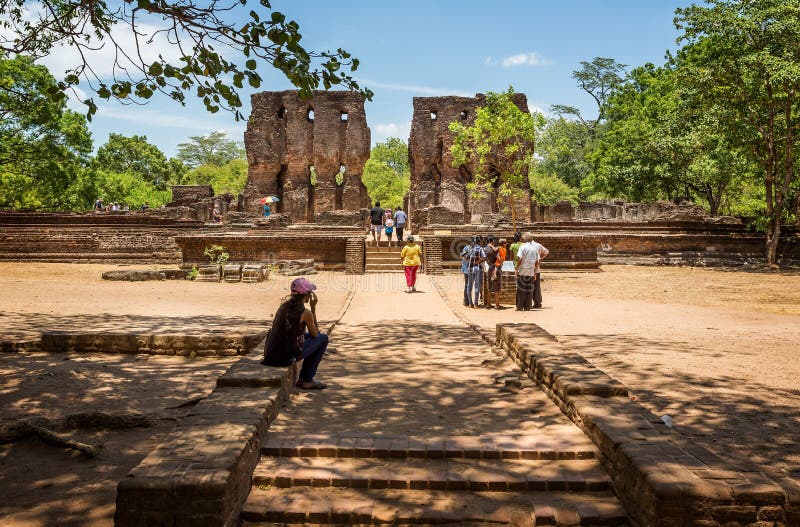Kloster Potgul Vihara in Polonnaruwa, Sri Lanka Redaktionelles