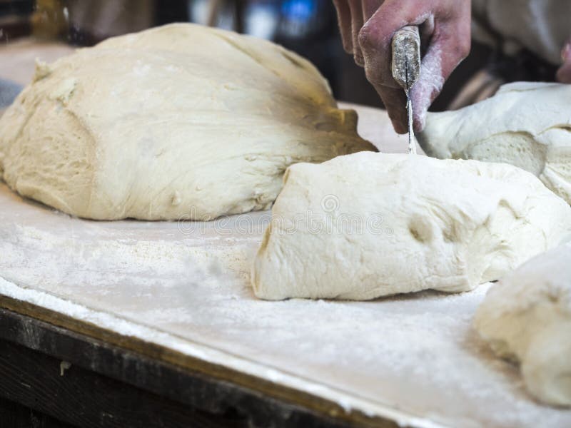 Knetender Teig Des Bäckers Selbst Gemachtes Brot Hände, Die Brot Doug ...