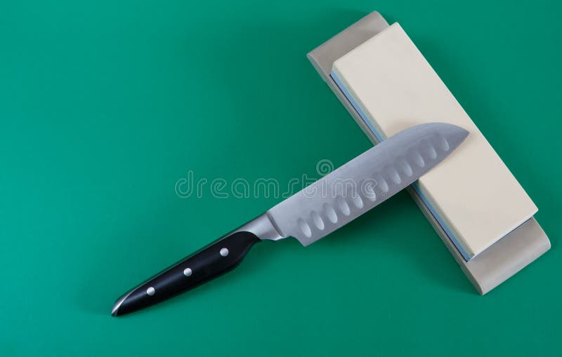 Man Sharpening Knife Stock Photo - Download Image Now - Knife - Weapon, Kitchen  Knife, Sharpening - iStock