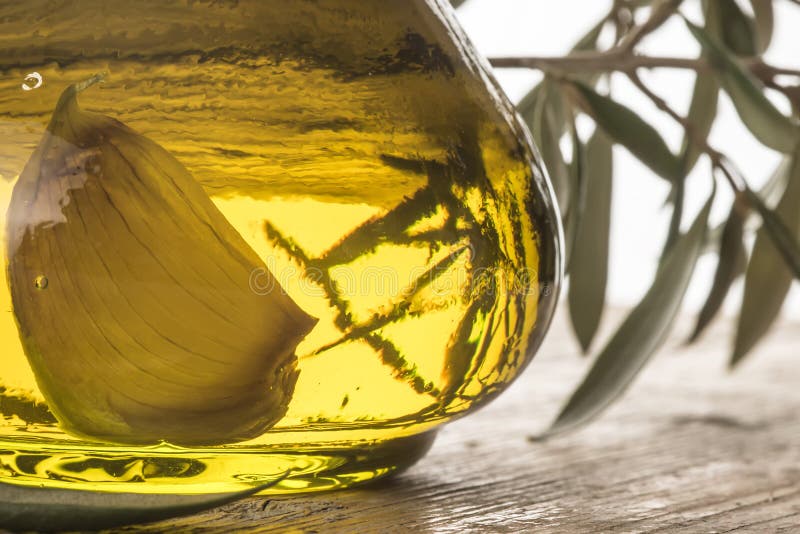 Knoflook gegoten olijfolie