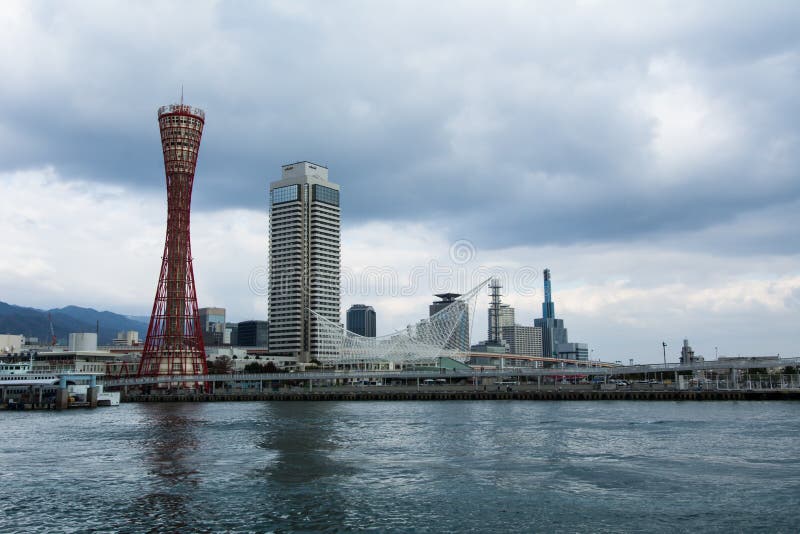 Kobe Tower met wolk stock afbeelding Kobe Tower met wolk stock afbeelding