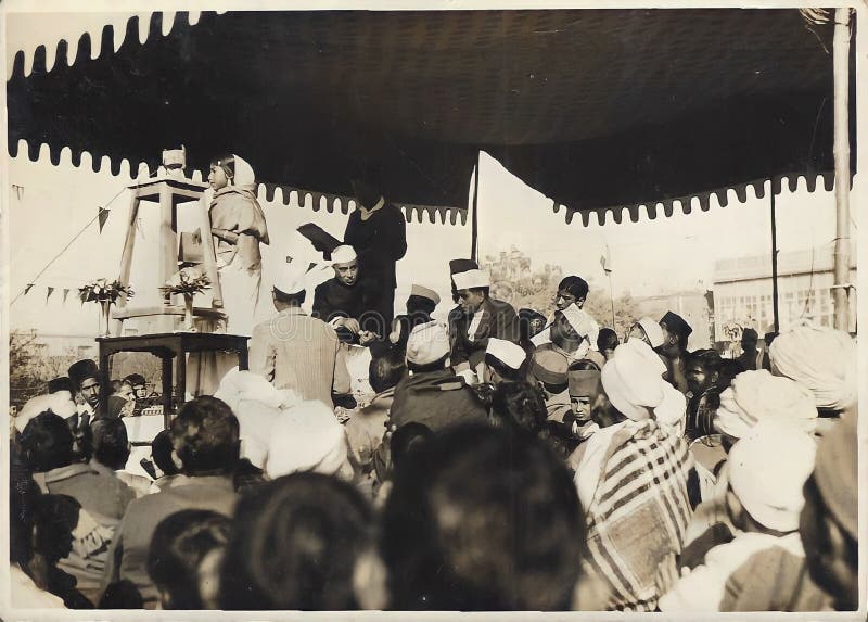 This is a rare press photograph which is showing Kumari Krishna is reading her welcome address given to Pt. Jawaharlal Nehru on Wednesday at Ghaziabad &#or maybe Wardha&# , Pt. Jawaharlal Nehru is seen seated next to her. This photograph was taken in 1939. This is a rare press photograph which is showing Kumari Krishna is reading her welcome address given to Pt. Jawaharlal Nehru on Wednesday at Ghaziabad &#or maybe Wardha&# , Pt. Jawaharlal Nehru is seen seated next to her. This photograph was taken in 1939.