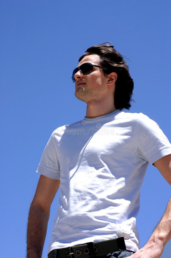 Coole jonge kerel stock afbeelding