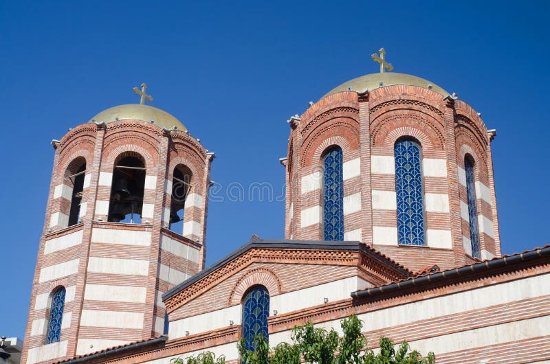Koepels van de Orthodoxe Kerk van Sinterklaas in Batumi, Georgië, de Kaukasus royalty-vrije stock foto Koepels van de Orthodoxe Kerk van Sinterklaas in Batumi, Georgië, de Kaukasus royalty-vrije stock foto