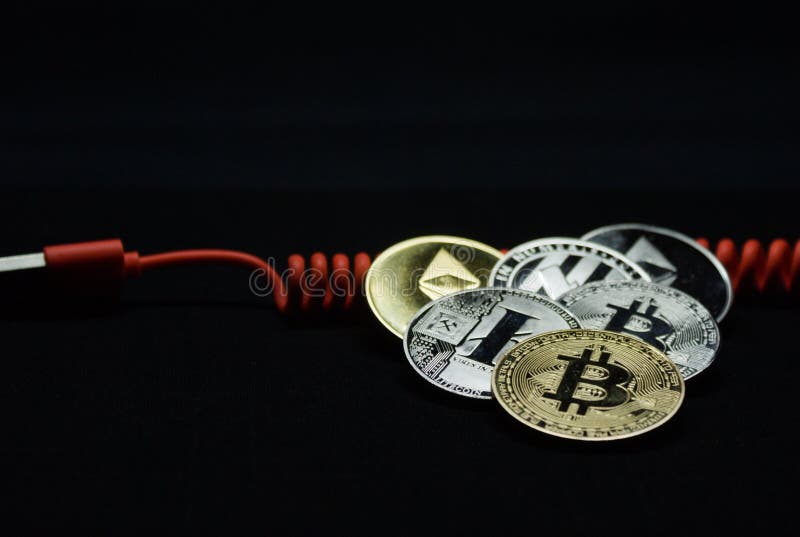 Kolekcja złota i srebra cryptocurrency monety obrazy stock Kolekcja złota i srebra cryptocurrency monety obrazy stock