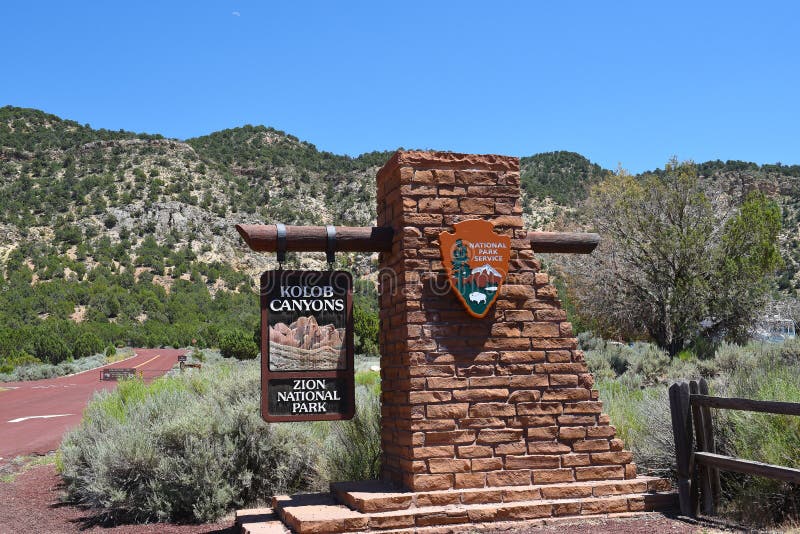 Kolob Canyons Entrance Sign